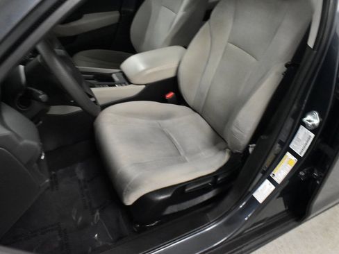 Certified 2023 Honda Accord LX image 13