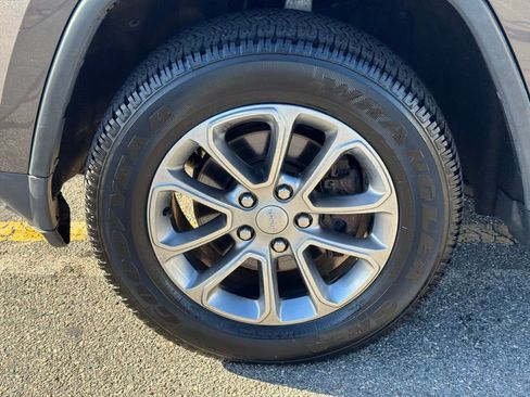Used 2016 Jeep Grand Cherokee Limited image 10