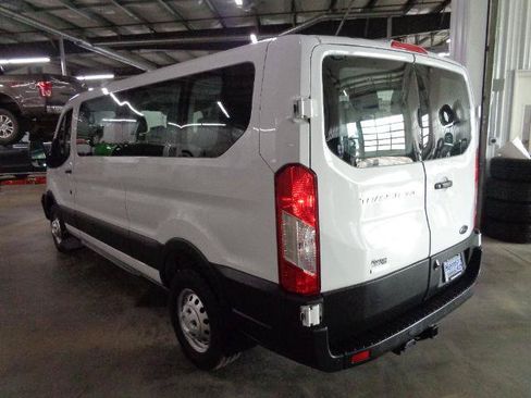 Certified 2023 Ford Transit 350 XL AWD/4WD image 4