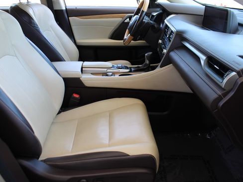 Used 2018 Lexus RX 350L FWD image 36