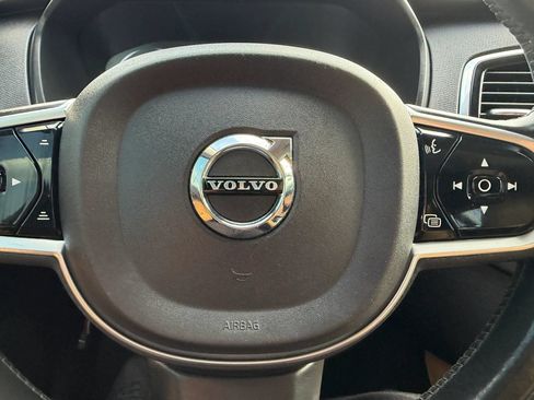 Used 2016 Volvo XC90 T6 Momentum w/ Momentum Plus Package AWD/4WD image 30