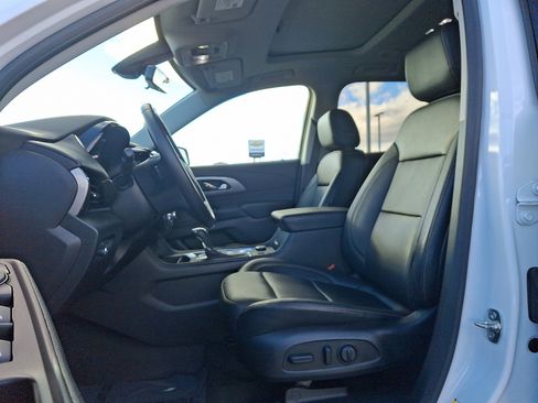 Used 2019 Chevrolet Traverse RS w/ LPO, Floor Liner Package image 13