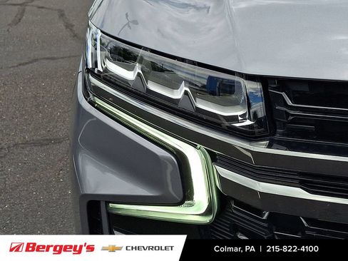Certified 2022 Chevrolet Tahoe Z71 w/ Luxury Package AWD/4WD image 11