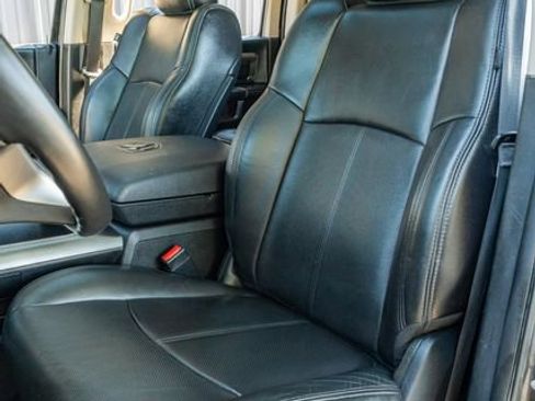 Used 2018 RAM 2500 Laramie w/ Sport Appearance Group image 19