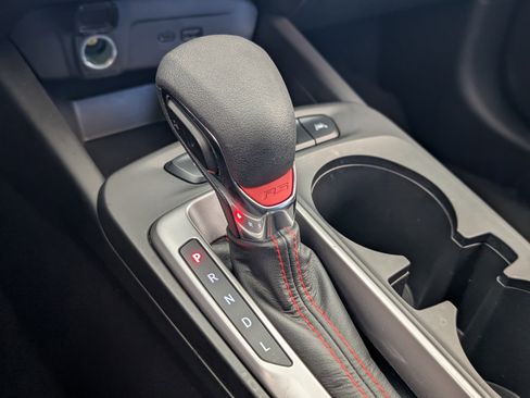 Used 2024 Chevrolet Trax RS w/ Sunroof Package image 31