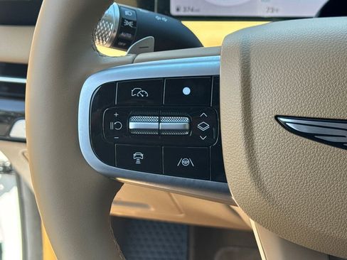 Used 2025 Genesis G80 2.5T AWD/4WD image 25