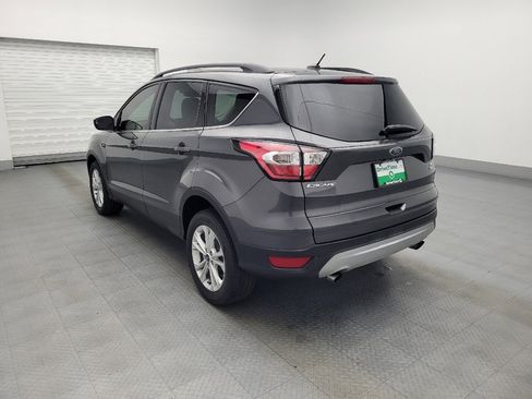 Used 2018 Ford Escape SE image 5