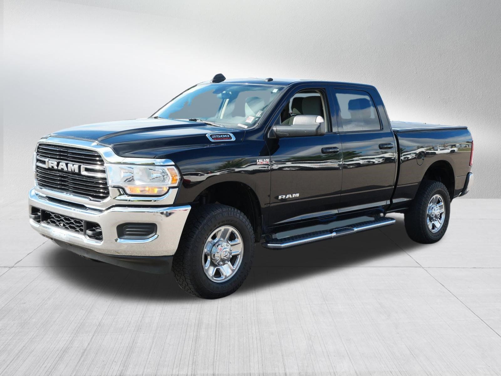 Certified 2020 RAM 2500 Big Horn AWD/4WD image 3
