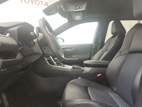 Used 2024 Toyota RAV4 XSE AWD/4WD image 15