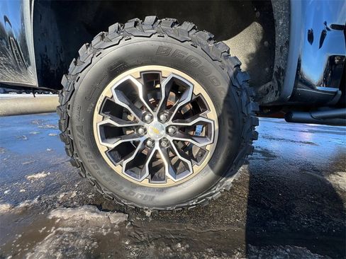 Used 2019 Chevrolet Colorado ZR2 image 30