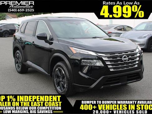 Used 2025 Nissan Rogue SV AWD/4WD image 1