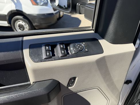 Used 2022 Ford F350 XL w/ Power Equipment Group image 19