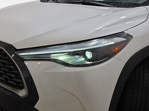 Certified 2023 Toyota Corolla Cross XLE w/ Convenience Package image 28