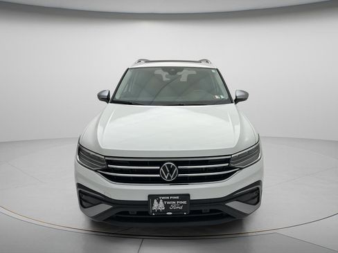 Used 2024 Volkswagen Tiguan Wolfsburg Edition AWD/4WD image 2