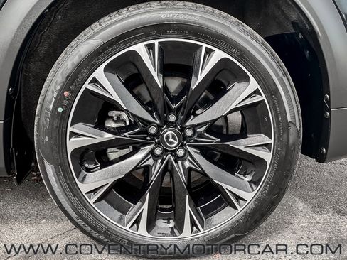 Used 2024 MAZDA CX-90 Plug-In Hybrid w/ Premium Plus image 9