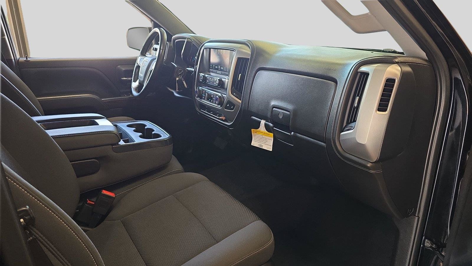 Used 2018 GMC Sierra 1500 SLE w/ SLE Value Package AWD/4WD image 16