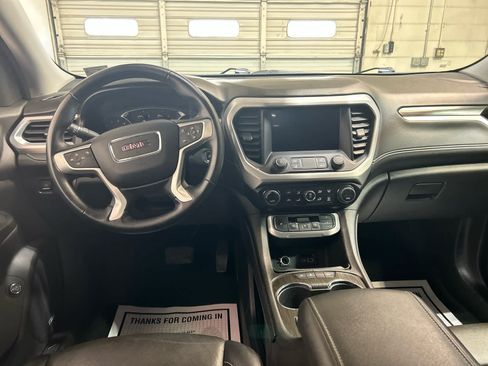 Used 2023 GMC Acadia SLT AWD/4WD image 4