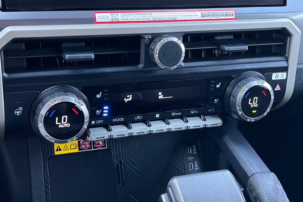 Certified 2026 Toyota Tacoma TRD Off-Road w/ TRD Off Road Premium Package AWD/4WD image 24