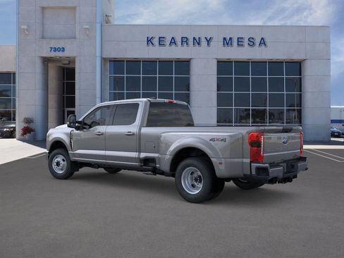 New 2026 Ford F350 XLT w/ XLT Premium Package AWD/4WD image 4