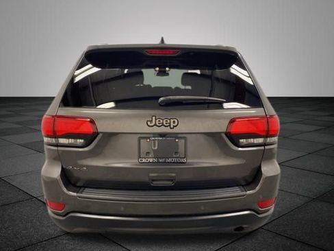 Used 2016 Jeep Grand Cherokee Laredo 75th Anniversary image 5