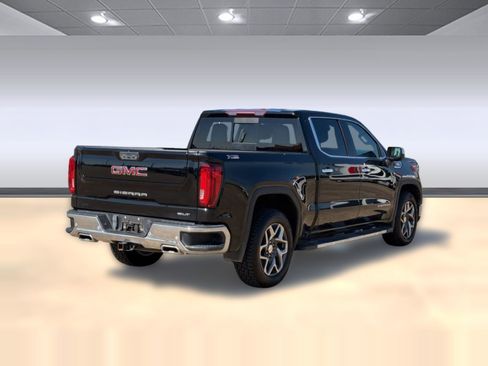 Used 2023 GMC Sierra 1500 SLT w/ SLT Premium Plus Package AWD/4WD image 9