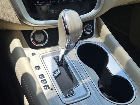 Used 2017 Nissan Murano SL FWD image 11