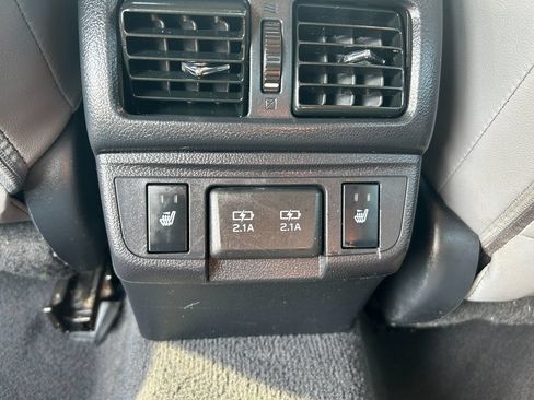 Used 2019 Subaru Legacy 3.6R Limited AWD/4WD image 21