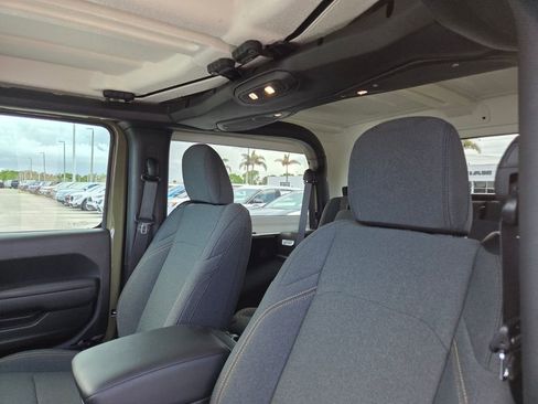 Used 2025 Jeep Wrangler Sport AWD/4WD image 24