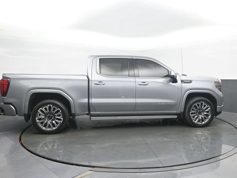 Used 2025 GMC Sierra 1500 Denali Ultimate AWD/4WD image 7