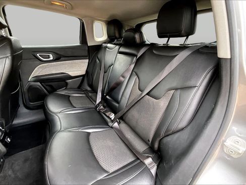 Used 2022 Jeep Compass Latitude AWD/4WD image 21