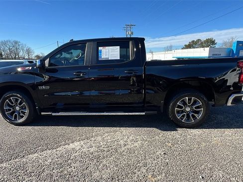 Used 2022 Chevrolet Silverado 1500 LT w/ Z71 Off-Road Package image 8