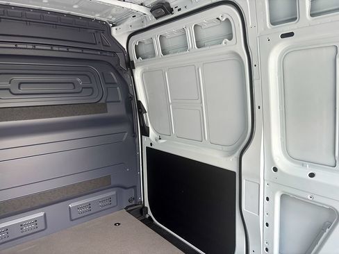 New 2025 Mercedes-Benz Sprinter 2500 image 17