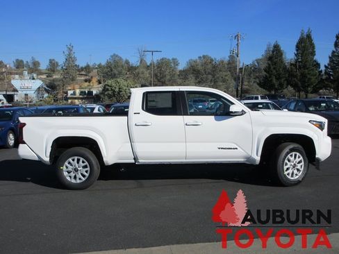New 2026 Toyota Tacoma SR5 image 2