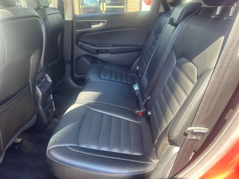 Used 2017 Ford Edge SEL w/ Equipment Group 201A AWD/4WD image 12