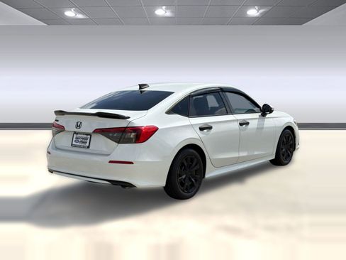 Used 2023 Honda Civic LX image 9