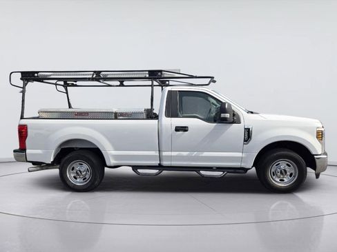 Used 2019 Ford F250 XL w/ XL Value Package RWD image 4