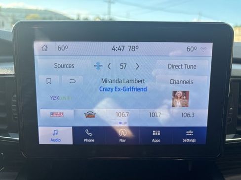 Used 2020 Ford Explorer Limited image 28