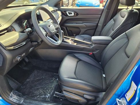 New 2026 Jeep Compass Latitude image 20