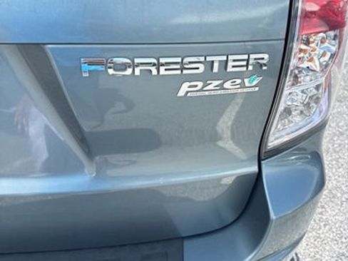 Used 2010 Subaru Forester 2.5X Premium w/ Popular Equipment Group 1A image 5