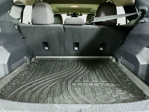 Used 2024 Subaru Crosstrek 2.0i Premium image 28