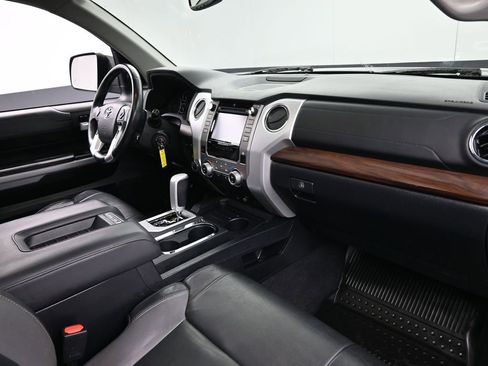 Used 2018 Toyota Tundra Limited image 31