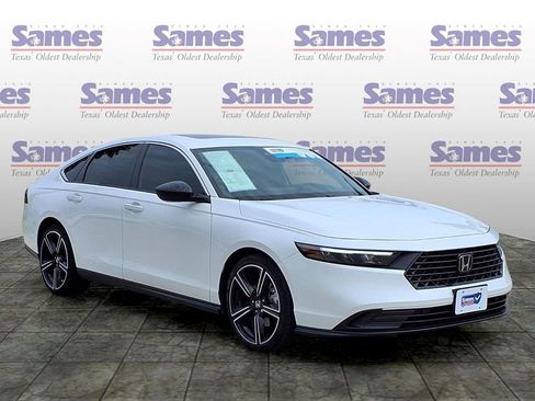 Used 2024 Honda Accord Sport image 1