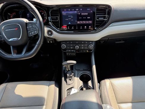 Used 2023 Dodge Durango GT AWD/4WD image 11