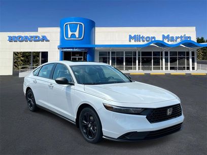 New 2025 Honda Accord SE