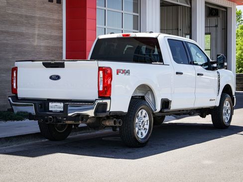 Used 2024 Ford F250 XLT w/ FX4 Off-Road Package AWD/4WD image 3