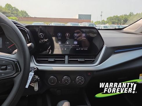 New 2026 Chevrolet Trax LS w/ LS Convenience Package FWD image 11