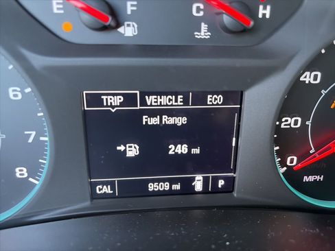 Used 2024 Chevrolet Equinox LS image 7