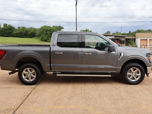 Used 2025 Ford F150 XLT w/ Equipment Group 301A Standard AWD/4WD image 7