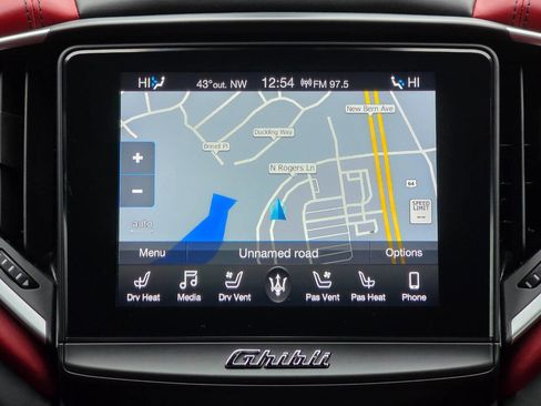 Used 2020 Maserati Ghibli S GranSport image 22