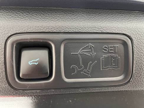 Used 2023 Ford Expedition Platinum AWD/4WD image 45